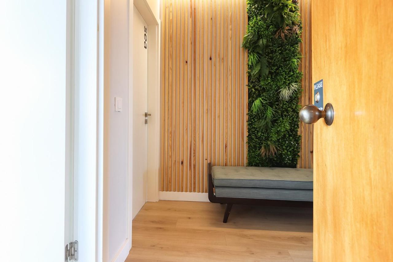 Lisbon Airport Earth Rooms By Homing Extérieur photo