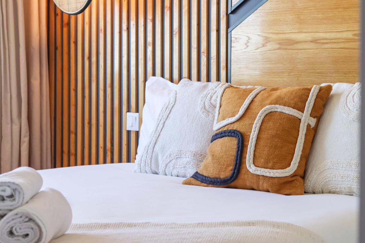 Lisbon Airport Earth Rooms By Homing Extérieur photo